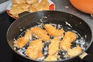 Куриные наггетсы