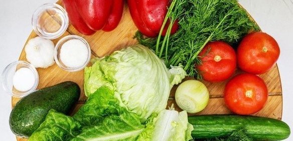 Салат с авокадо