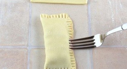 Слойки с замороженной вишней