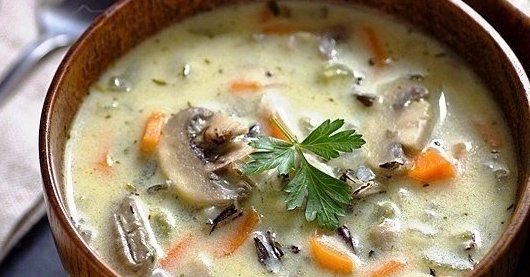 Сливочный суп с рисом и грибами