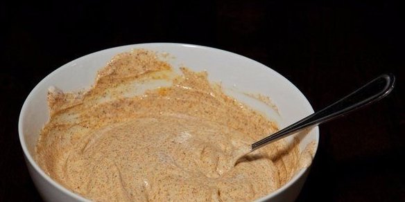 Свинина, запеченная с майонезом и специями